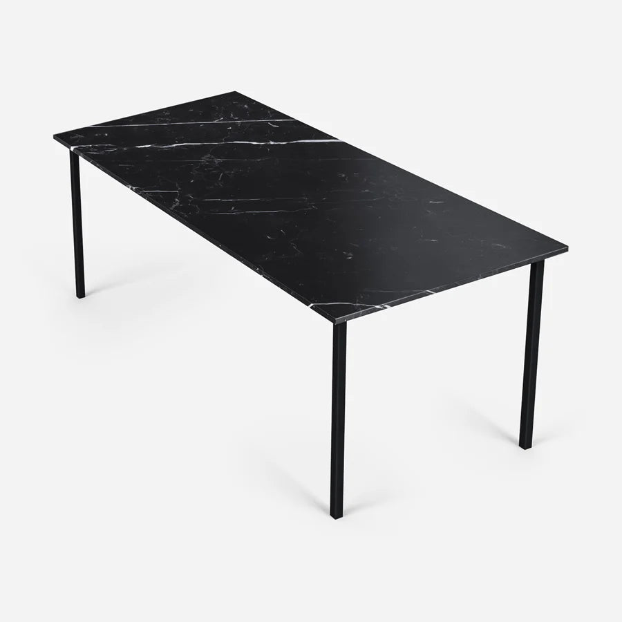 Mesa de Comedor de Mármol Rectangular – Modelo Larraín.