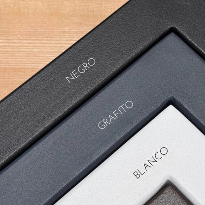 Banca de Madera Natural y Metal en X